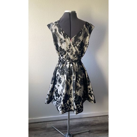Black Eliza J Size 10 A-line dress
